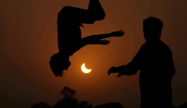 How to use your smartphone to capture the August eclipse over Europe