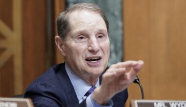 Hiltzik: How the rich game the retirement plan rules