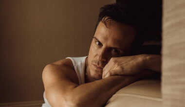 Andrew Scott on 'Elsinore' and his go-to movie when he's sad