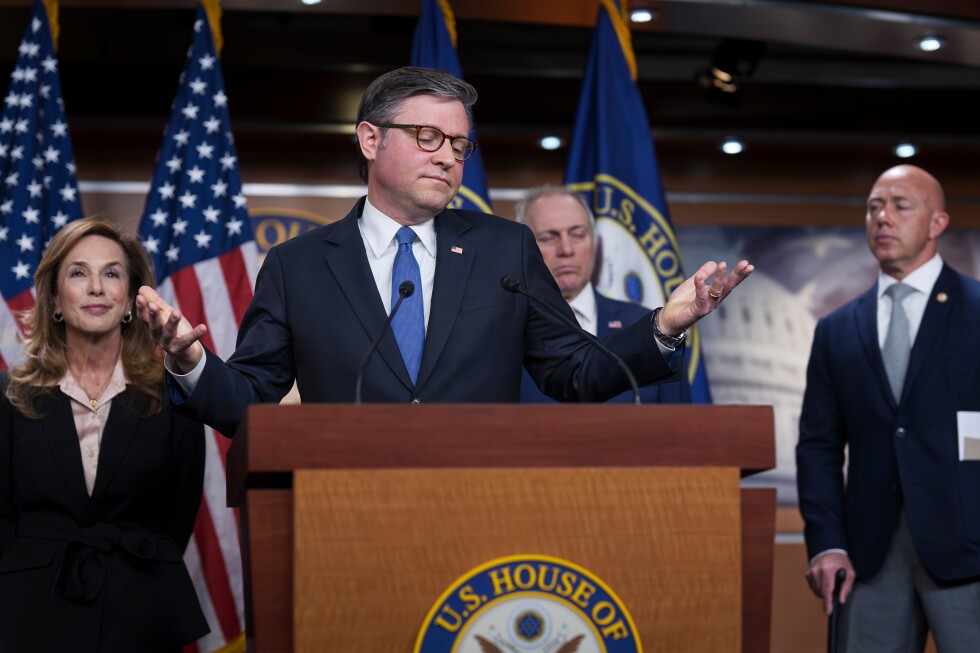 House rejects Iran war powers resolution in test of Trump's strategy