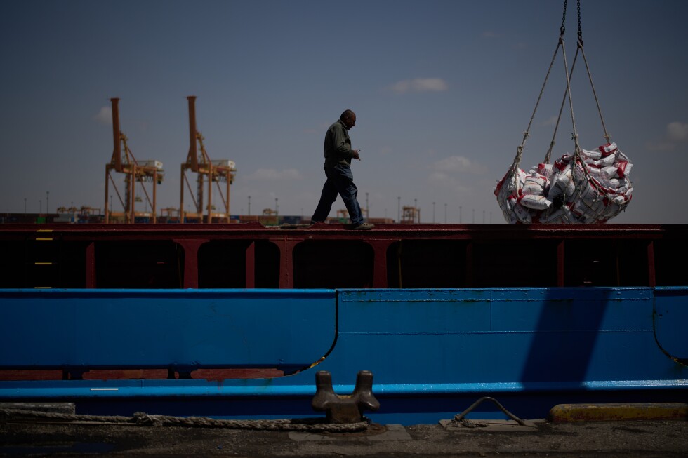 Global economic optimism dims as the Iran war drags on