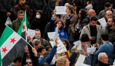 Syrians protest alcohol restrictions in Damascus