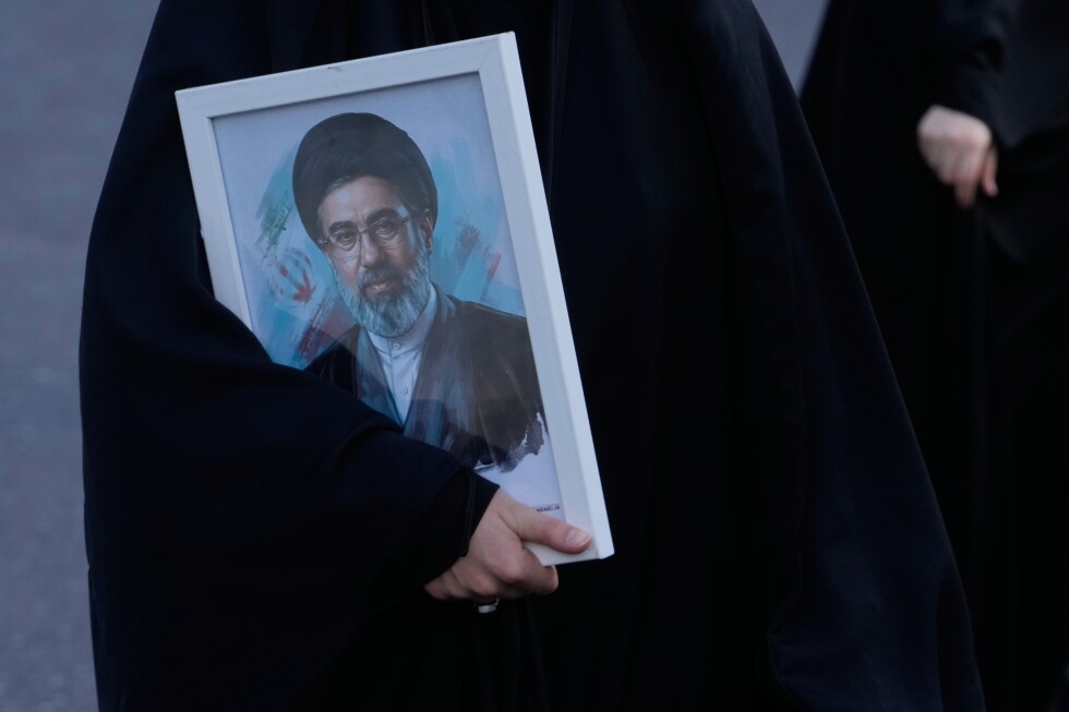 US-Israeli strikes didn't topple Iran's leadership. Now it must navigate talks to end the war