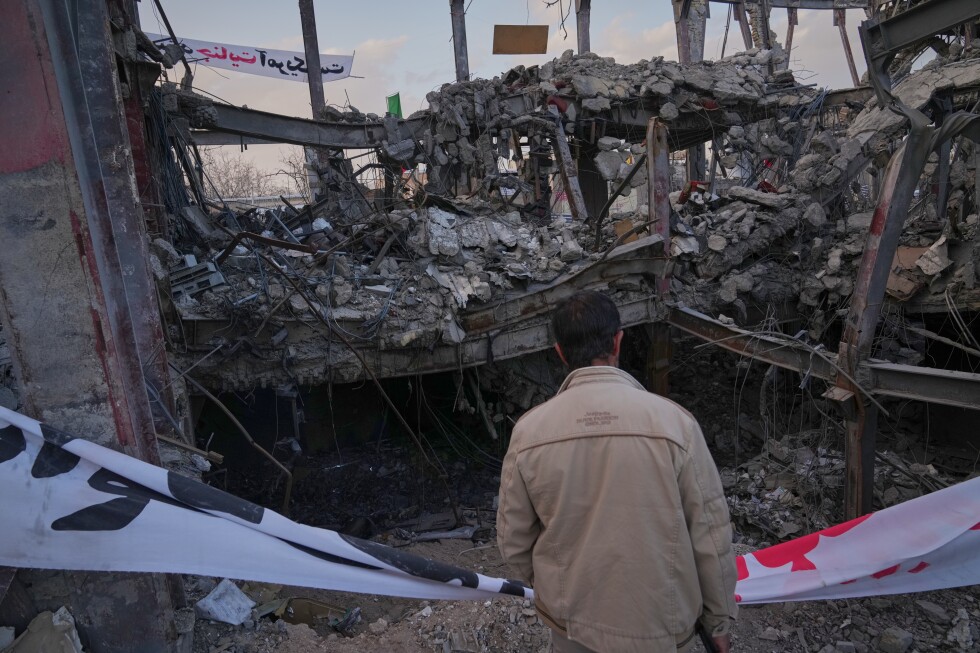 US aviator rescued after being shot down in Iran