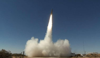 U.S. and Iran move closer to ending conflict, but major obstacles remain
