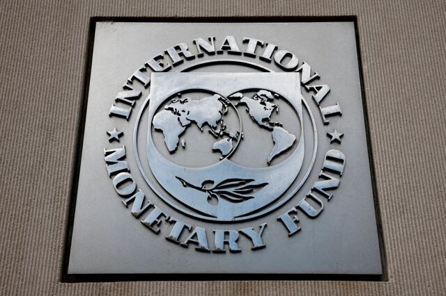 Exclusive-Iraq sought financial assistance from IMF as result of Iran war, source says