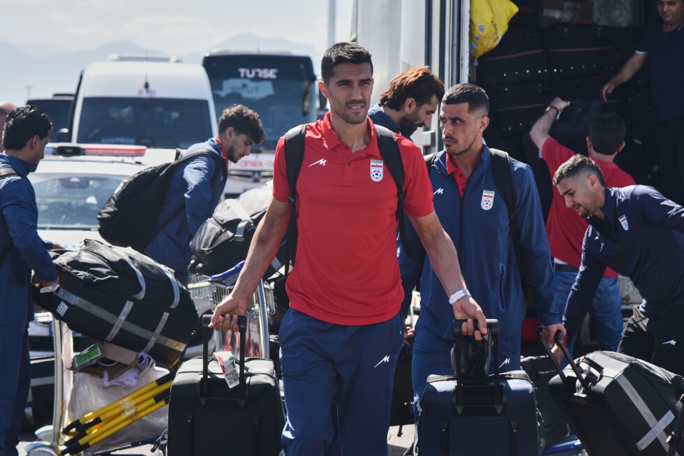 Iran soccer's excluded star Azmoun posts support for World Cup players