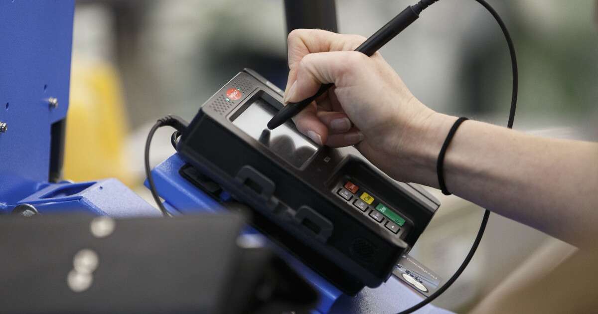 Consumer credit demand wanes as Iran war drags on