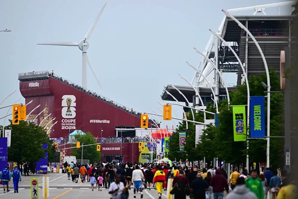 In the news today: Senegal vs. Iraq in Toronto, 24 Sussex plans, Flying Tiger lands