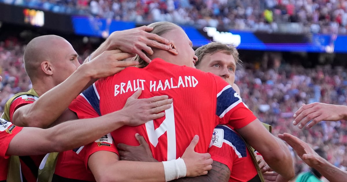 Erling Haaland scores twice in World Cup debut as Norway tops Iraq 4-1 – Boston 25 News
