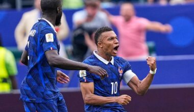 Mbappé scores twice to lead France past Iraq and into World Cup knockout stage