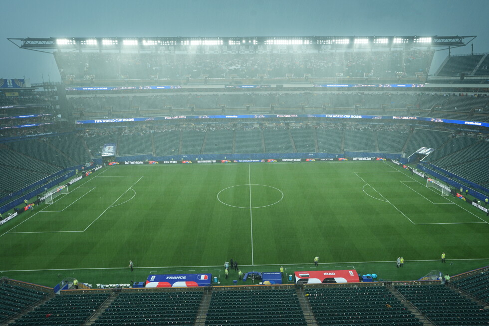 Storms halt play at France-Iraq World Cup match in Philadelphia