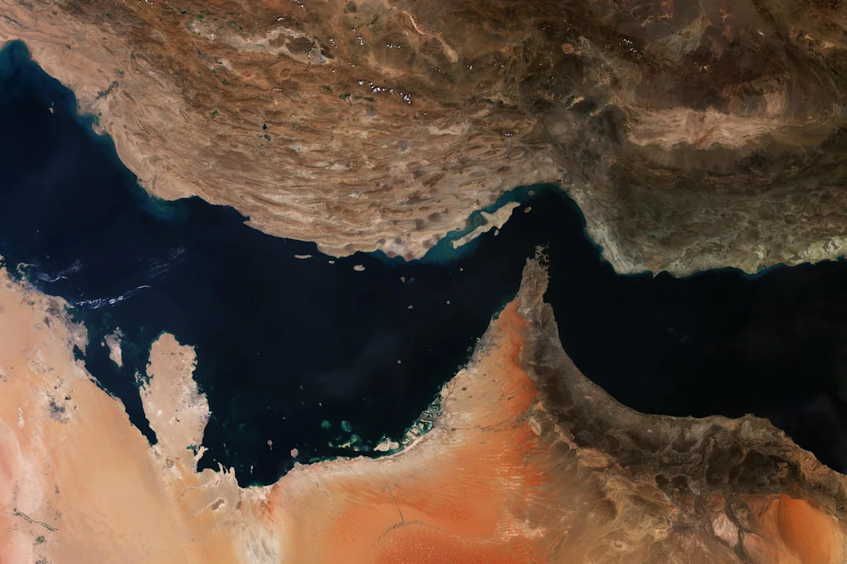 New US sanctions target Iran, with Strait of Hormuz in focus