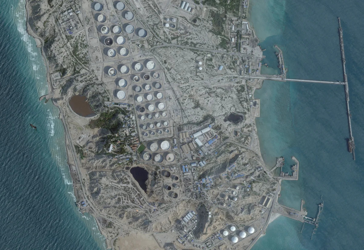 Iran-controlled Hormuz islands back in focus