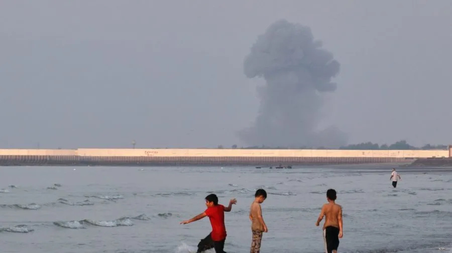 Iran: 2 oil tankers in Strait of Hormuz have exploded