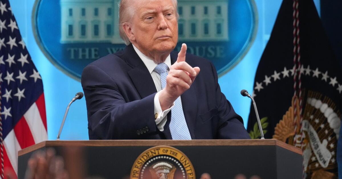 Contributor: Why won’t Trump just tell us what the Iran war cost?