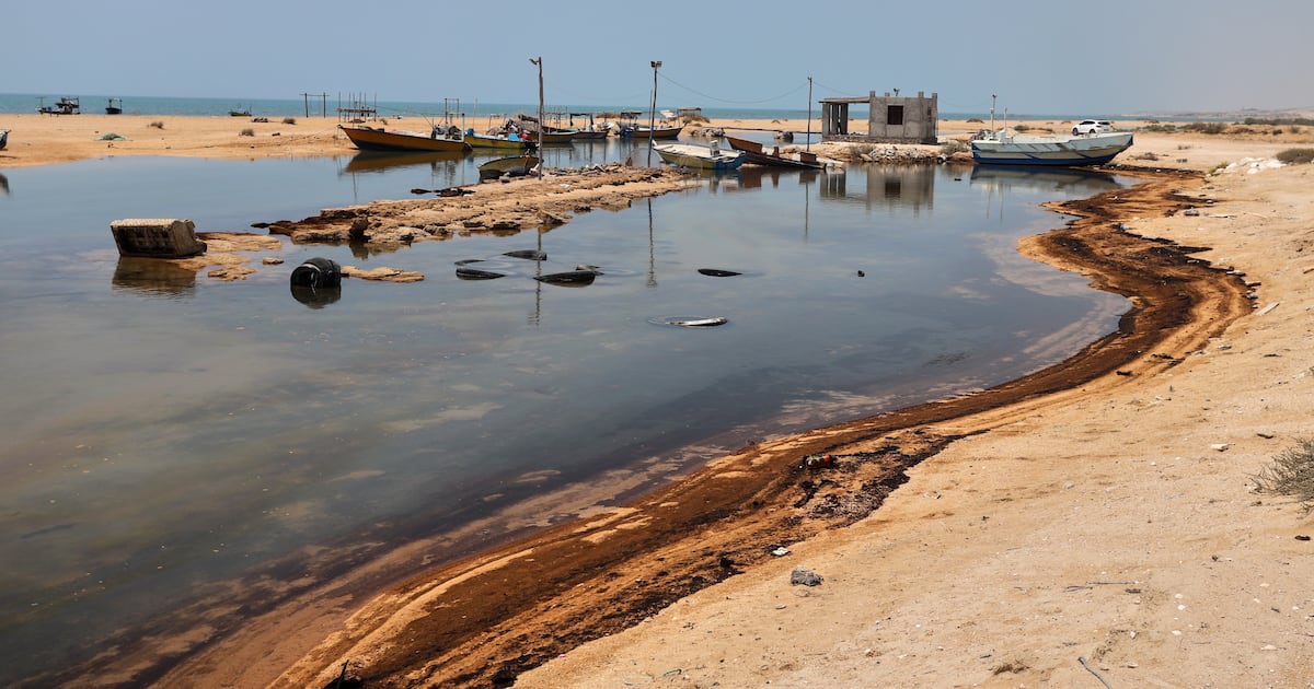 2 UAE tankers attacked while transiting Strait of Hormuz, and other news from the Middle East