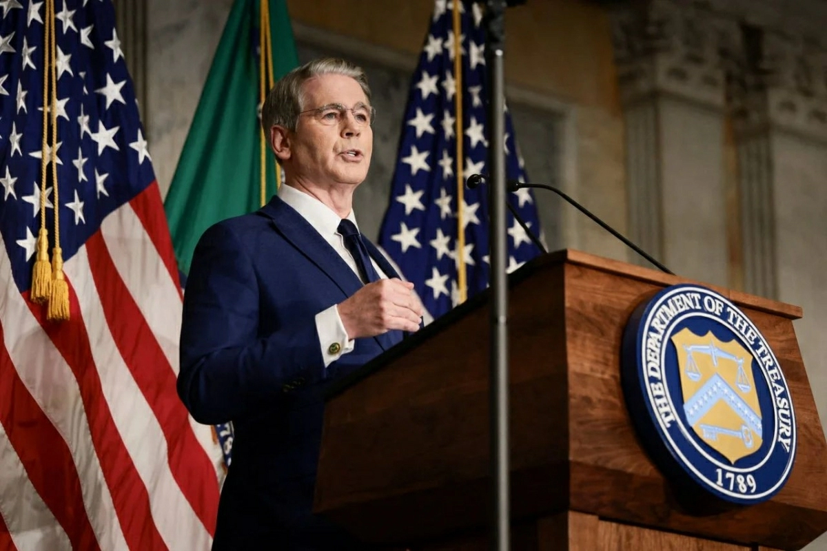 Tehran defiant as US announces expanded sanctions to cut Iran’s economic lifeline