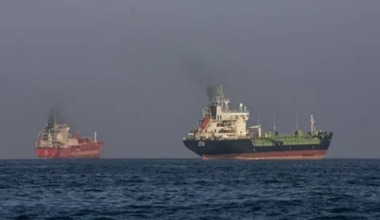 Iran to attack other oil export routes if Gulf countries support US sanctions