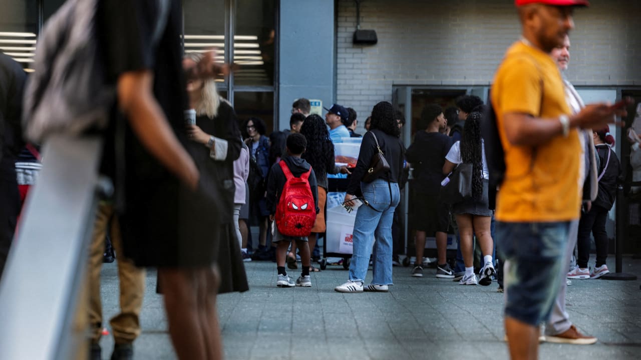 Students wait a line to enter the school on the first day of classes at New York City public schools in Manhattan, US, September 4, 2025; Illustrative.
