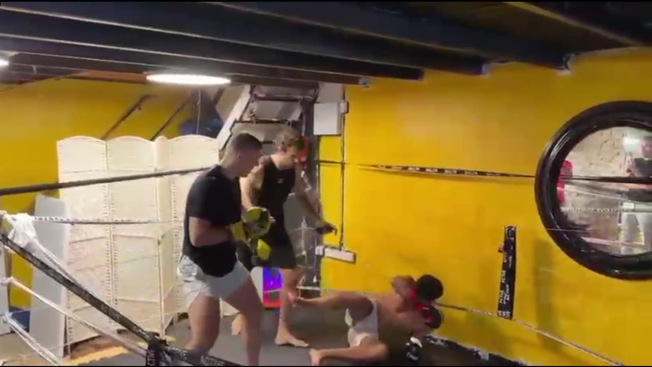 Ido Amiaz loses by TKO to Shimon Smotritsky in an unofficial boxing match in Tel Aviv after issuing a challenge to fight Zionists. August 18, 2026.