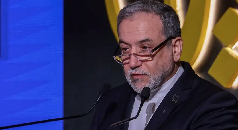 Iran's FM says Tehran, Muscat "very close" to agreement on temporary route in Hormuz Strait