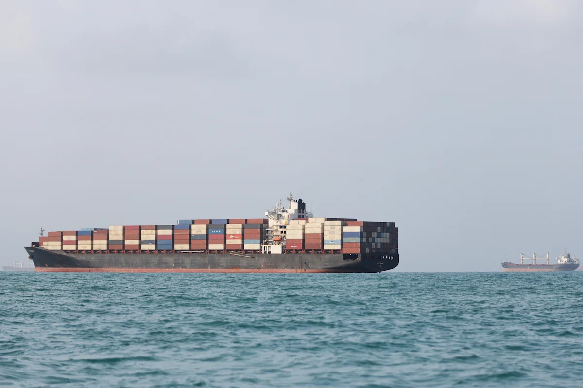 Hormuz Cargo Movement Remains Limited as Some Red Sea Services Resume