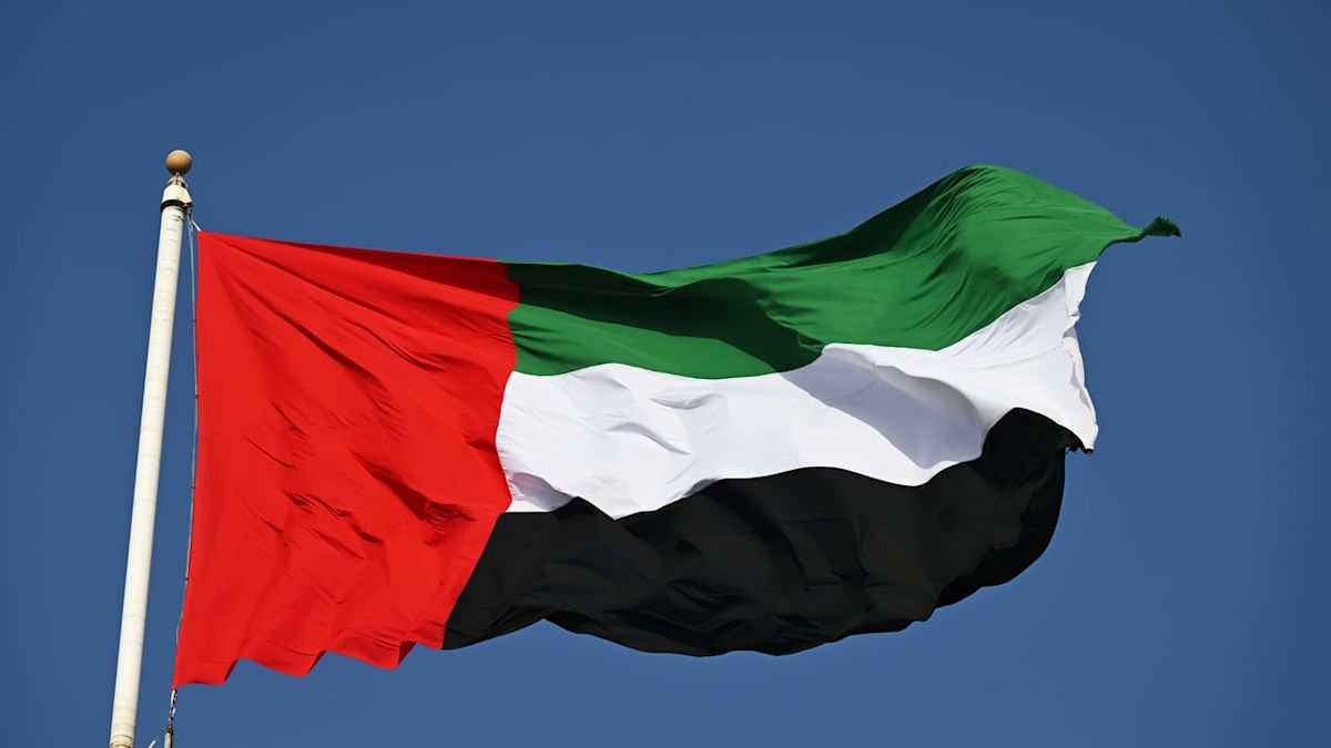 UAE suspends all trade with Iran, lifting oil prices