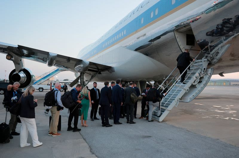 US could not verify Israeli warnings of Iran plots against Trump, sources say