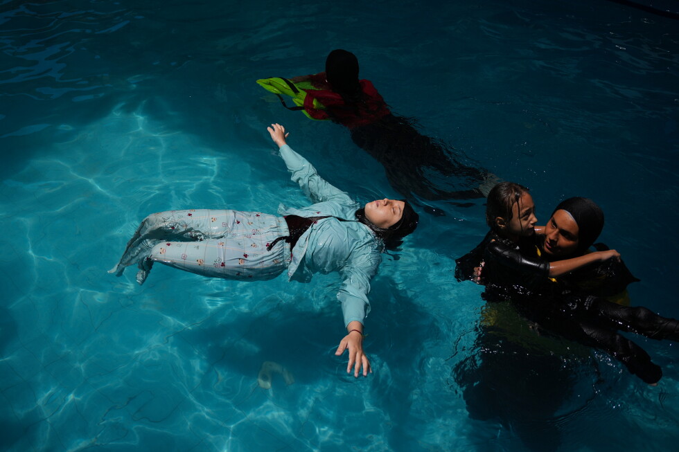 Palestinian children who lost limbs in the Israel-Hamas war learn to swim in Gaza, in photos