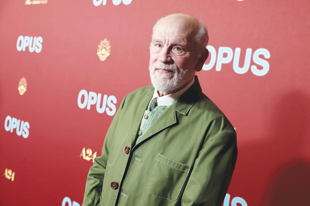 John Malkovich to return to Israel with satirical theatrical-musical show