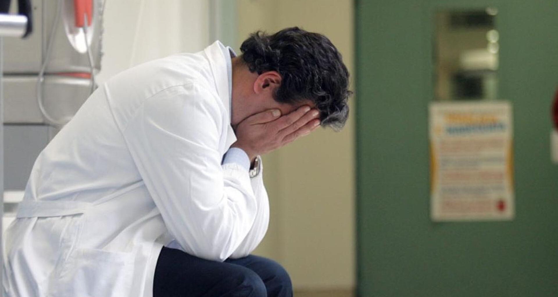 Medici senza ferie in Piemonte: rischio burnout ed errori, migliaia i giorni non goduti - La Stampa