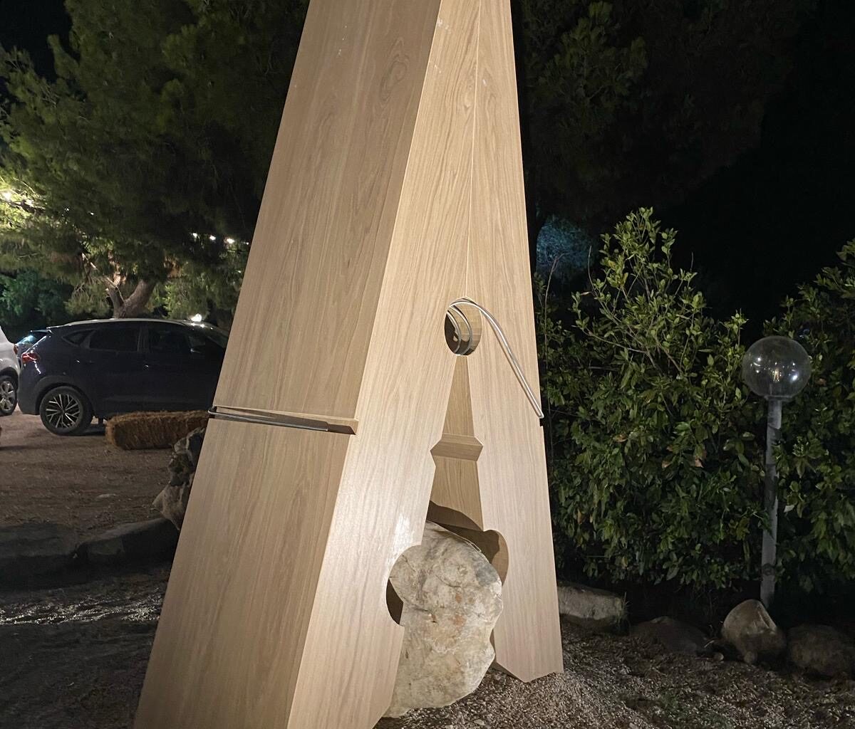 Giulio Cariati emoziona con la sua opera monumentale dedicata al territorio