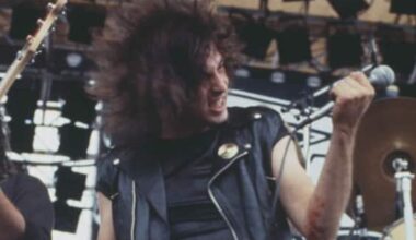 Addio a Paul Mario Day, il primo cantante degli Iron Maiden è morto a 69 anni
