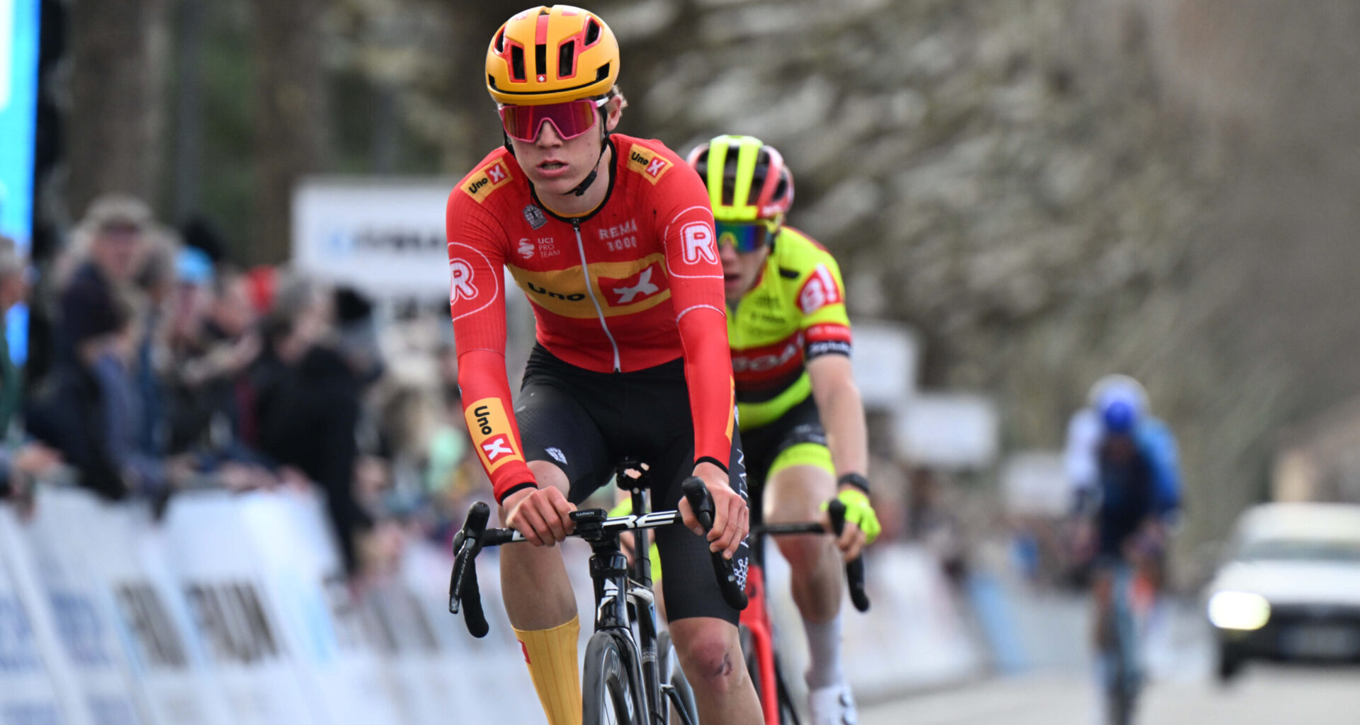 Tour de France 2025, Tobias Johannessen soccorso con l'ossigeno dopo l'arrivo: "Sta meglio, ma andrà in ospedale per accertamenti" (Aggiornato)