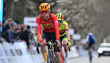 Tour de France 2025, Tobias Johannessen soccorso con l'ossigeno dopo l'arrivo: "Sta meglio, ma andrà in ospedale per accertamenti" (Aggiornato)