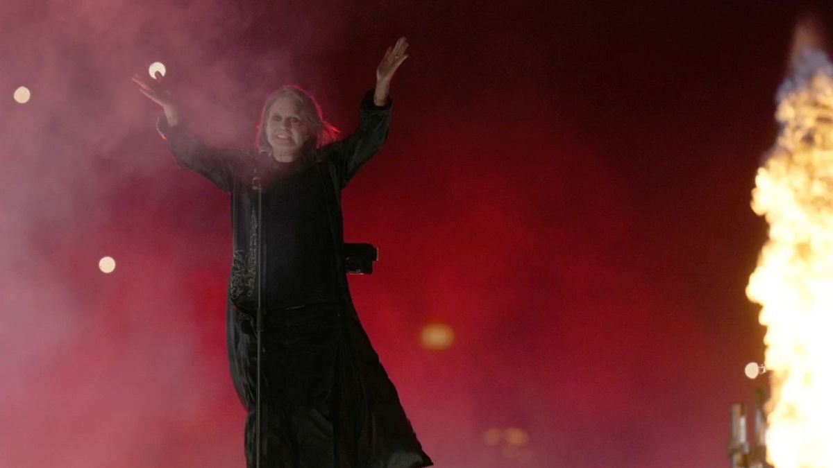 Ozzy Osbourne è morto, il frontman dei Black Sabbath aveva 76 anni
