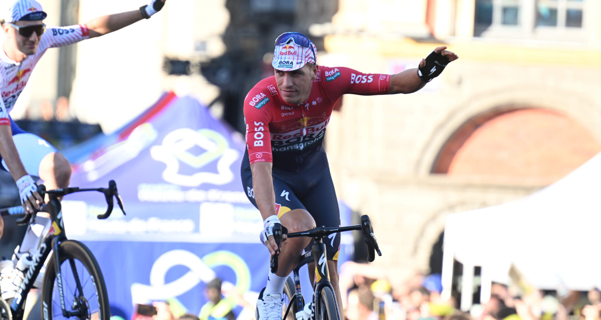 Tour de France 2025, Danny van Poppel lascia la corsa per raggiungere la moglie e la figlia neonata