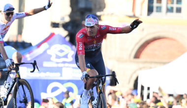 Tour de France 2025, Danny van Poppel lascia la corsa per raggiungere la moglie e la figlia neonata