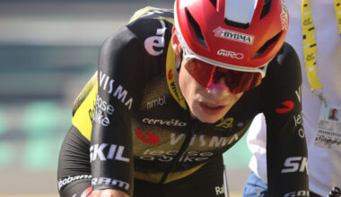 Tour de France 2025, Jonas Vingegaard cade dopo il traguardo a causa di un fotografo: "Non so cosa stesse facendo"