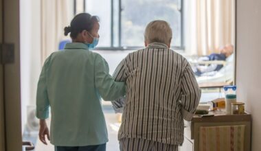 Contro l'Alzheimer la Cina pensava di aver trovato una “cura miracolosa”. Ma ha dovuto bloccarla