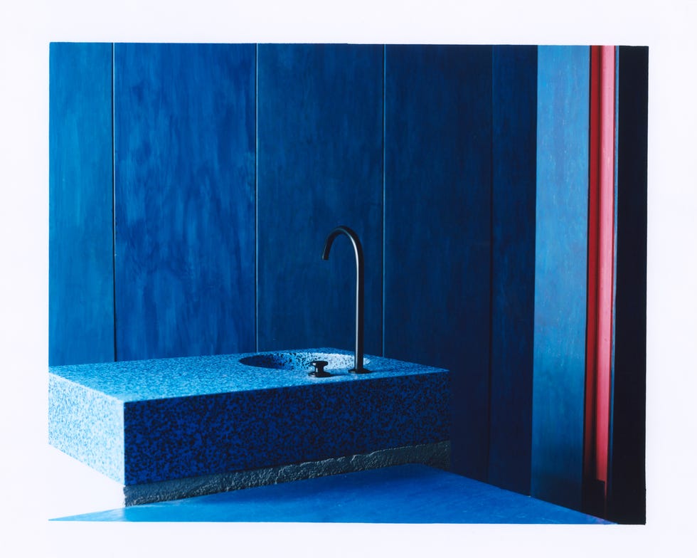 granero siglo xviii, cuatro casas divididas por colores y un manual de arquitectura, asi hicieron los propietarios su reforma diy