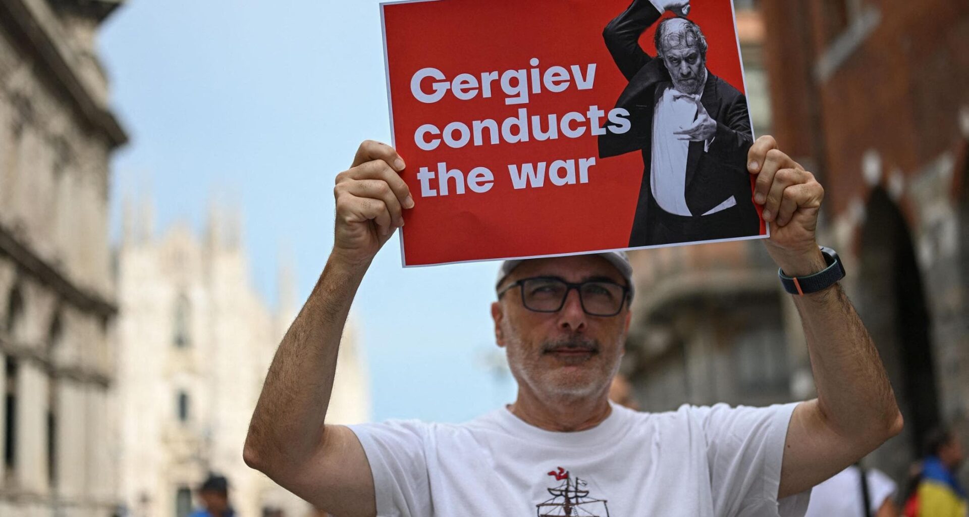 Gergiev e i surrogati dell’arte. Tutti nella tenda degli sfollati - la Repubblica