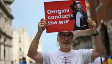 Gergiev e i surrogati dell’arte. Tutti nella tenda degli sfollati - la Repubblica