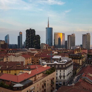 Atto d'accusa: tutta Milano fuorilegge