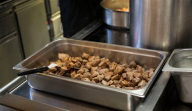 Italia, rinvenuto cibo scaduto da 20 anni in alcuni rifugi di montagna