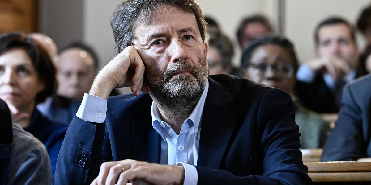 Il Pd indagato si offre ai magistrati - La Verità