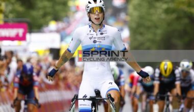 TOUR DE FRANCE FEMMES. AD ANGERS VINCE WIEBES DAVANTI A VOS. CAOS NEL FINALE: CADONO VOLLERING E BALSAMO
