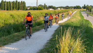 in bici lungo il fiume Tergola il 25 luglio 2025