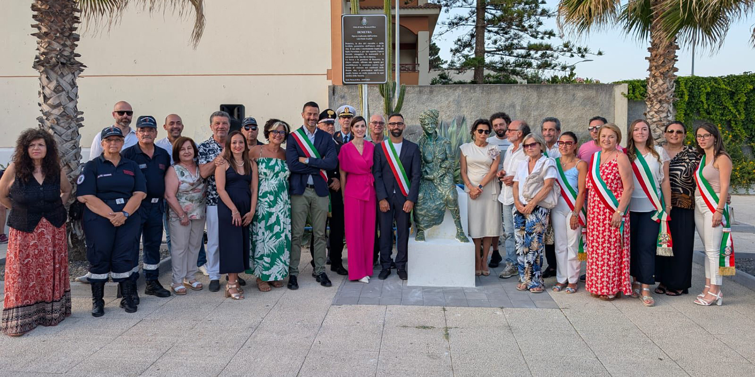 Santa Teresa, in piazza Marina Militare Italiana arriva Demetra, omaggio alle donne